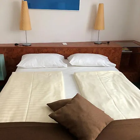 Star Premium Hotel